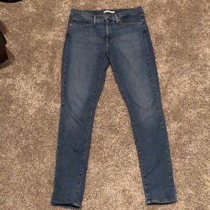 Levi’s 311 Shaping Skinny